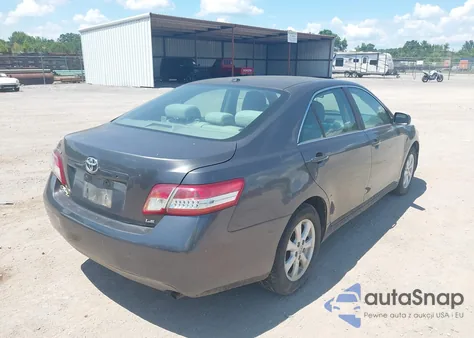 2011 Toyota Camry Le z USA, uszkodzony, nr VIN 4T4BF3EKXBR171516